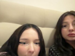 lia-mili live on BongaCams