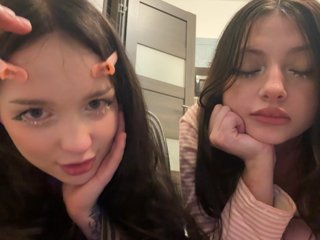 lia-mili live on BongaCams