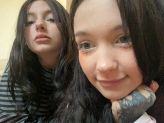 lia-mili Porn Show