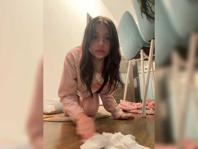 go to chat with lia-mili