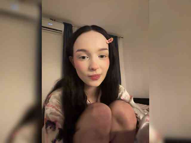 lia-mili live couple cam on bongacams