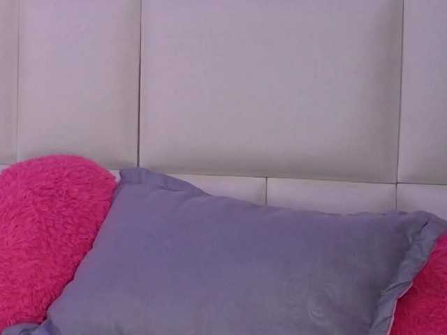 SusanWaller, live now on BongaCams