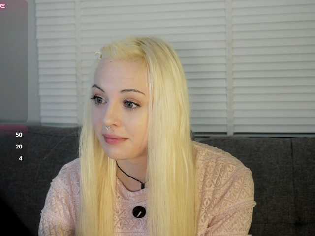 jellyeva live cam on BongaCams