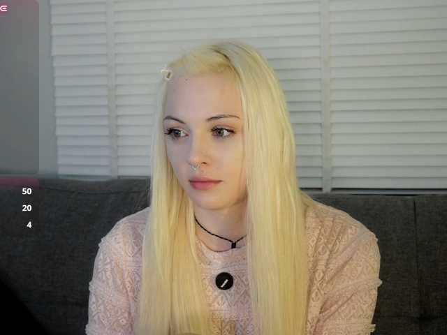 jellyeva live cam on BongaCams