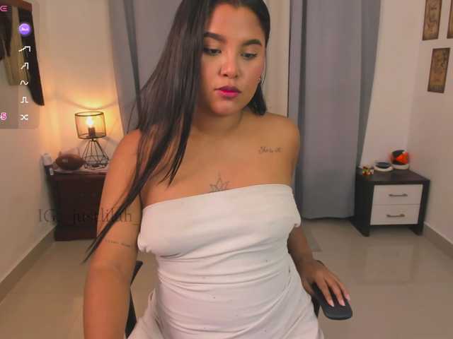 Callmelu live cam on BongaCams