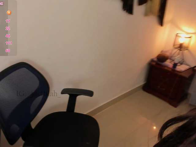 Callmelu live cam on BongaCams