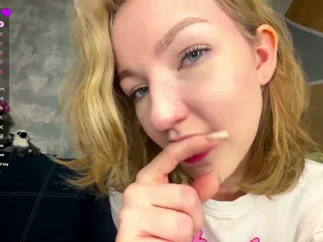 princessaurora, live now on BongaCams