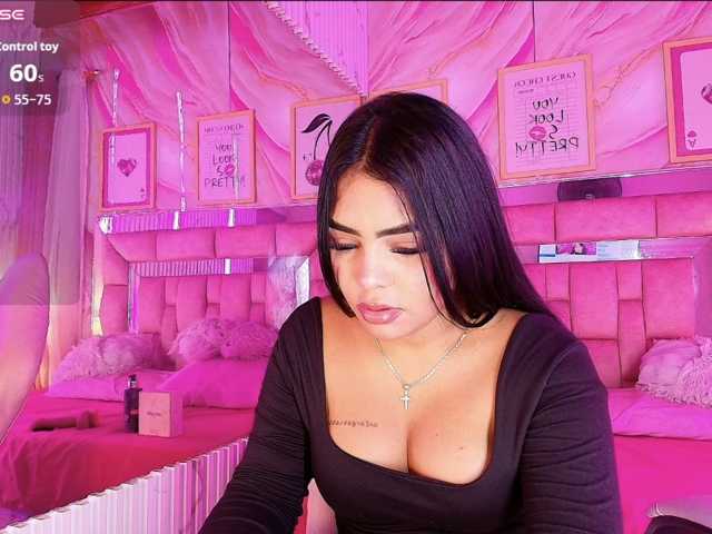 AlizzonWinters live cam on BongaCams
