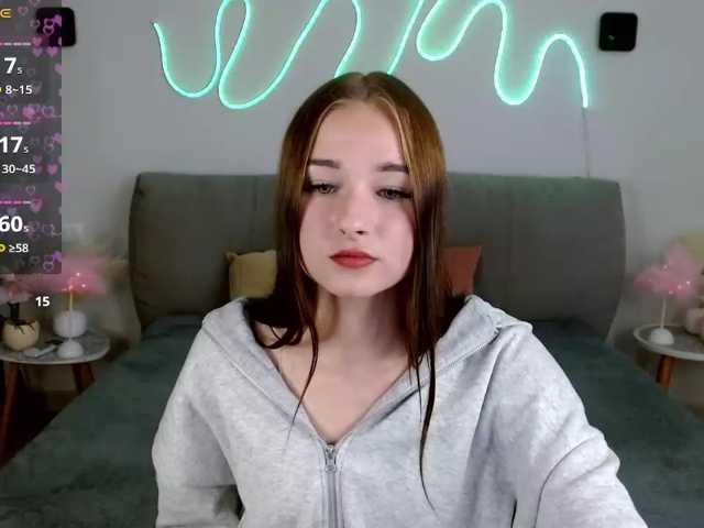 McEvaaa live cam preview