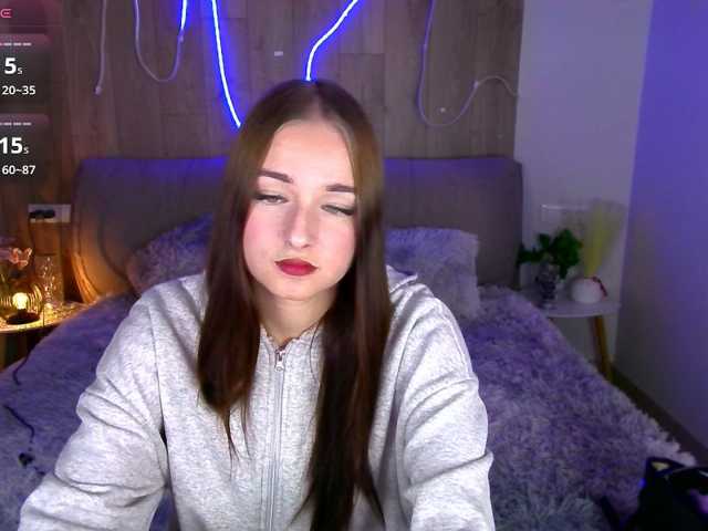 McEvaaa live cam preview