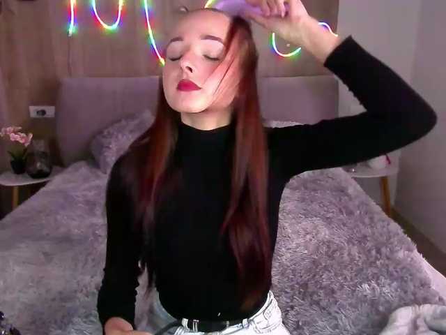 McEvaaa live cam on BongaCams