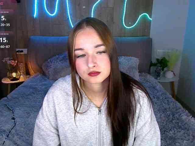 McEvaaa McEvaaa