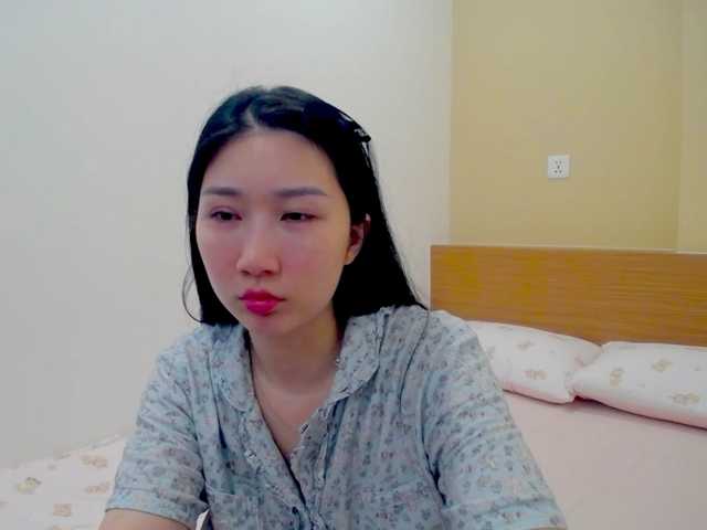 YeJiSoo, en directo ahora en BongaCams