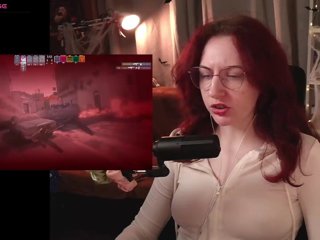 Prick1yPeach Porn Show