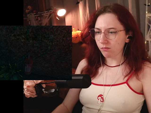 Prick1yPeach live cam on BongaCams