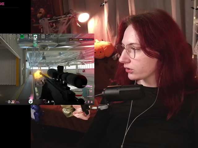 Prick1yPeach live cam preview