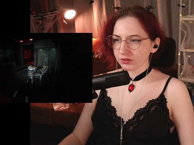 Prick1yPeach live cam on BongaCams