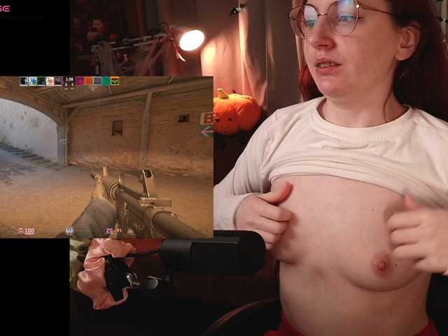 Prick1yPeach live cam preview