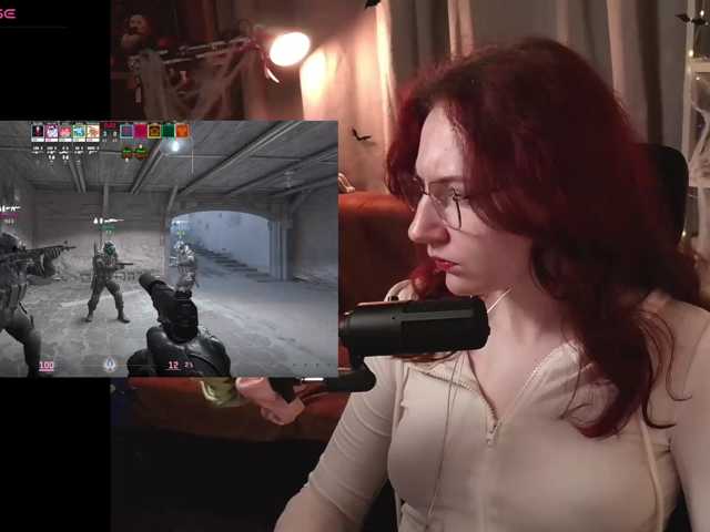 Prick1yPeach live cam