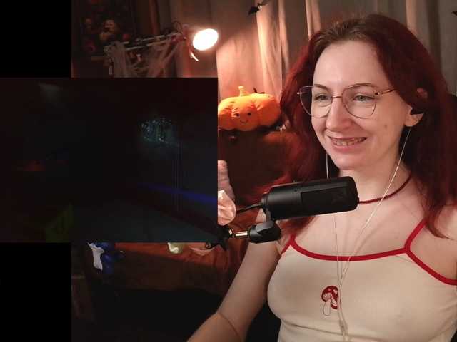 Prick1yPeach live cam on BongaCams