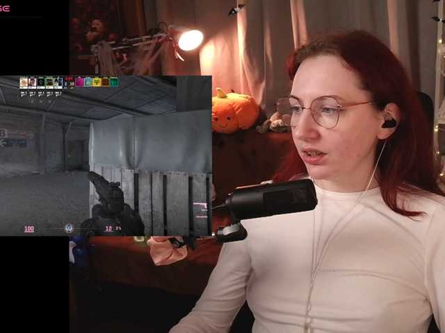 Prick1yPeach live cam preview