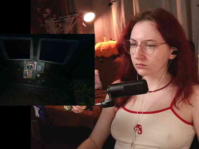 Prick1yPeach webcam