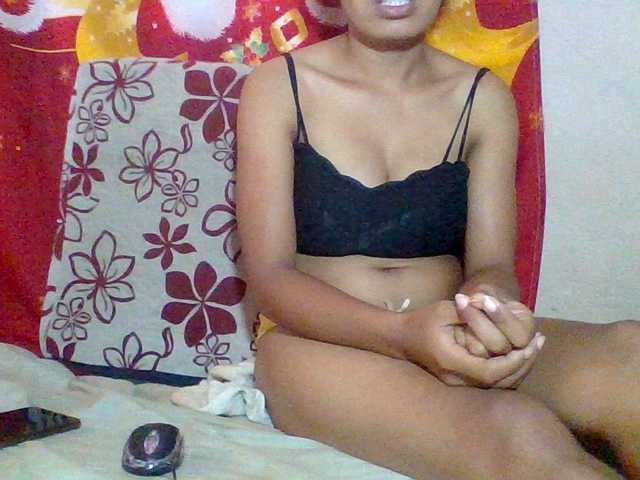 Ketzali live cam on BongaCams