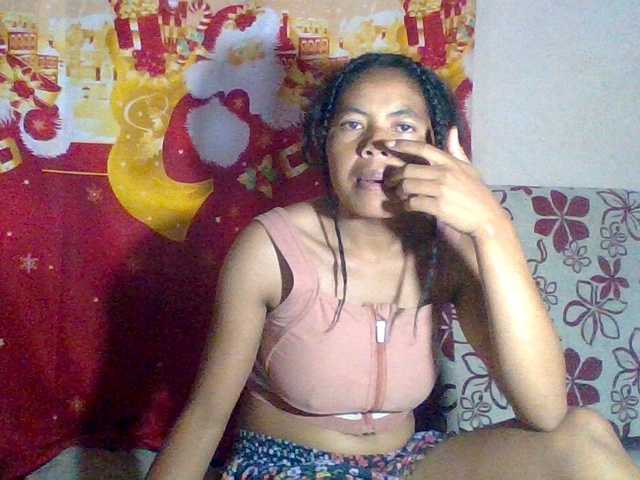 Ketzali live cam on BongaCams