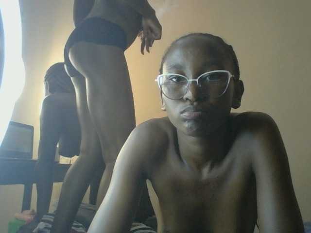 Goldenluck live cam on BongaCams