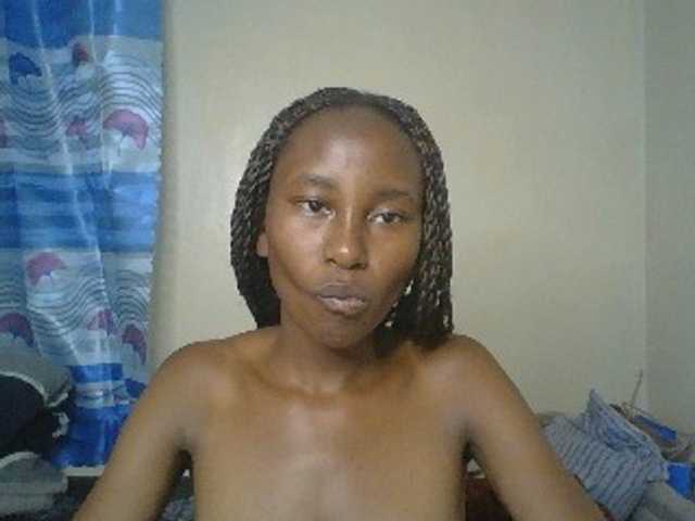Goldenluck live cam on BongaCams