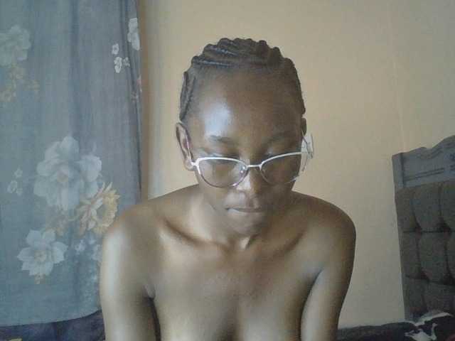 Goldenluck live cam on BongaCams