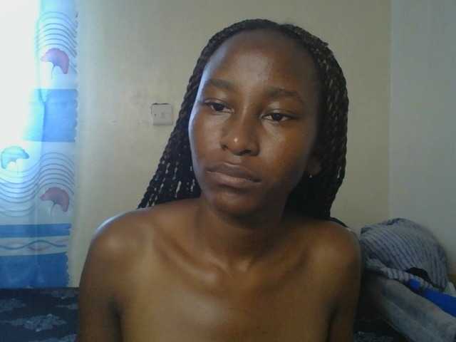 Goldenluck live cam on BongaCams