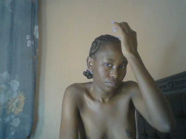 Goldenluck live cam on BongaCams