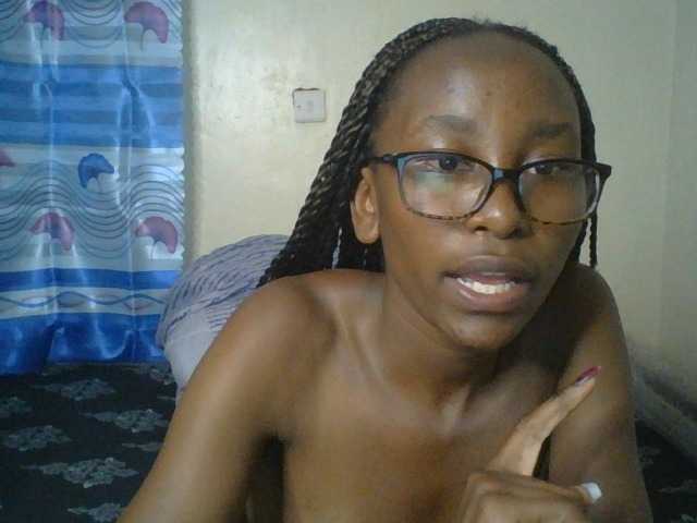 Goldenluck live cam on BongaCams
