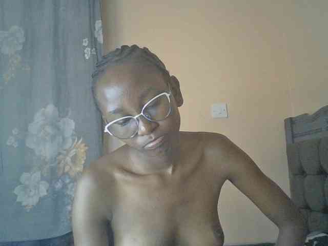 Model: Goldenluck