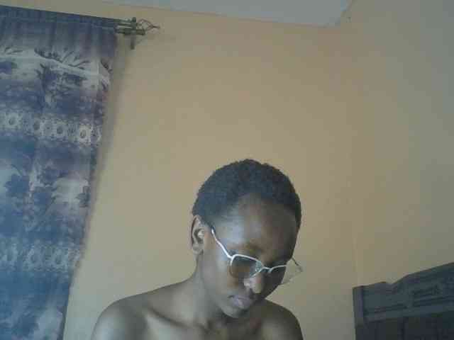 Model: Goldenluck
