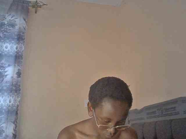 Model: Goldenluck