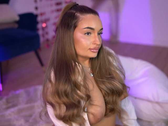 MillaSerene live cam on BongaCams