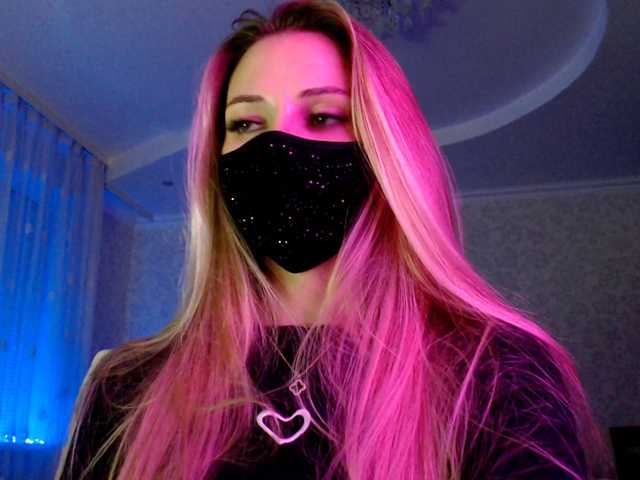 IrisLave live cam on BongaCams