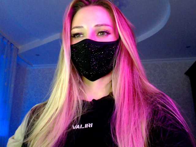 IrisLave live cam on BongaCams