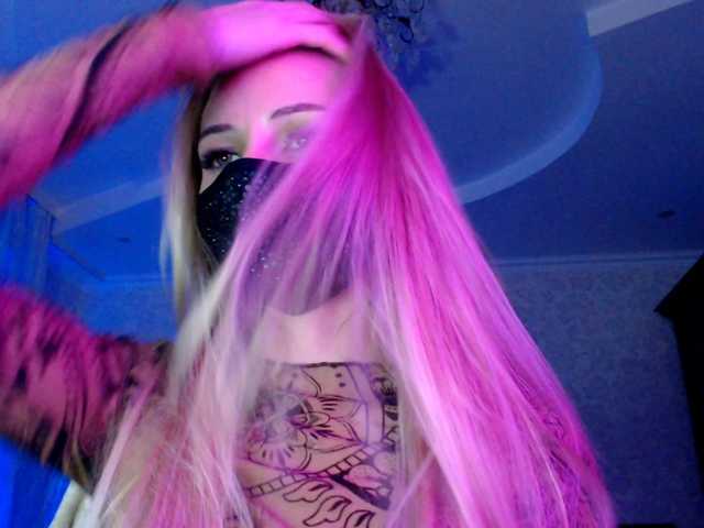 IrisLave live cam on BongaCams