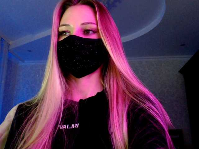 IrisLave live cam on BongaCams