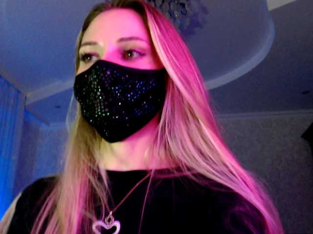 IrisLave live cam on BongaCams