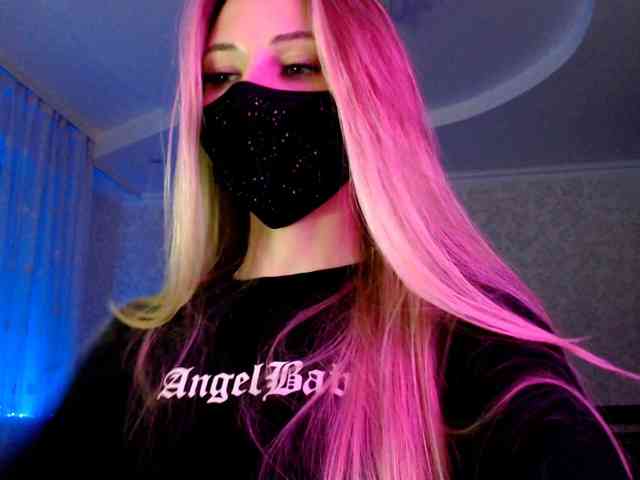 IrisLave Live Webcam on BongaCams