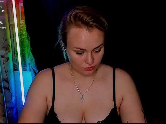 VickiRose live cam on BongaCams