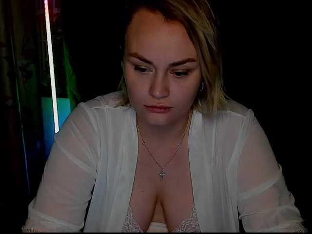 VickiRose live cam preview