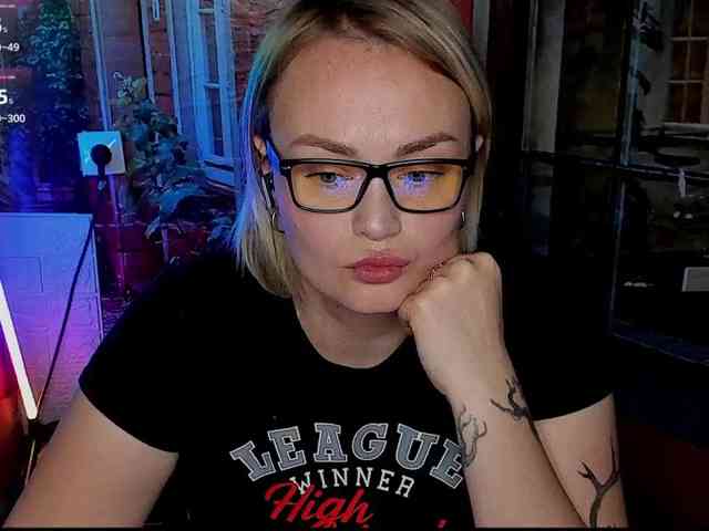 VickiRose VickiRose