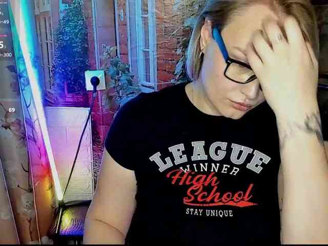 VickiRose VickiRose
