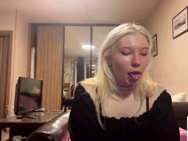 DerryLolz live cam on BongaCams