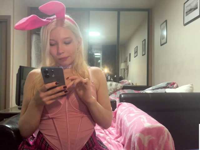 DerryLolz live cam on BongaCams